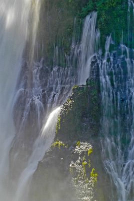 BurneyFallsCloseUp_060817_8638