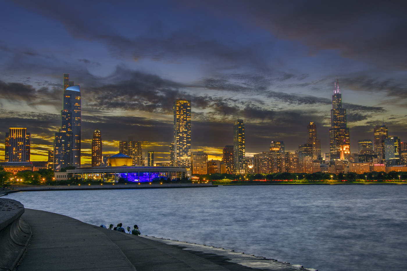 LowerLoopSkyline_857728_260926